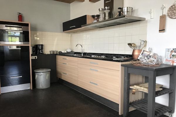 Keuken - Appartement met tuin in Nederlands landschap in Callantsoog (5)