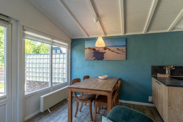 Eetkamer - Garnekuul 56 vakantiehuis voor gezin in Callantsoog (4)