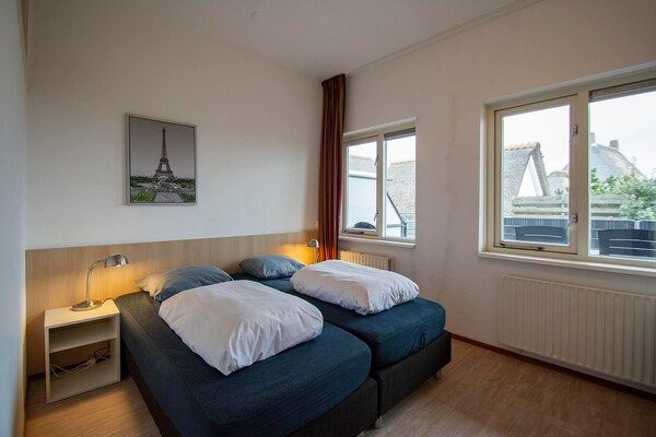Slaapkamer - Appartement in Nederland bij het Strand in Callantsoog (3)