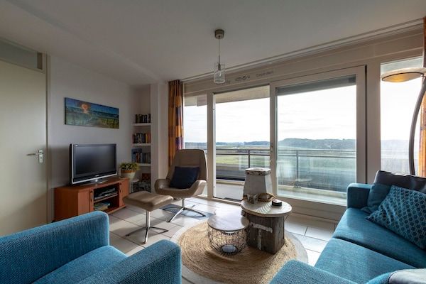 Woonkamer - Wijde Blick 205 appartement met balkon in Callantsoog (5)