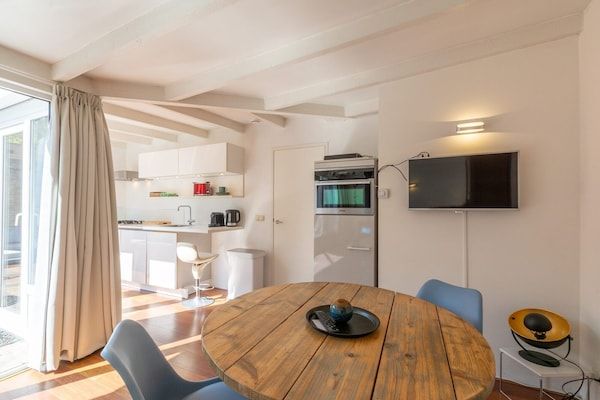 Eetkamer - Duinland 122 bungalow voor 2 personen in Sint Maartenszee (4)