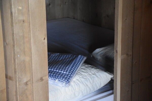 Slaapkamer - Kidz Lodge in Zon Zee Strand met speelplaats in Callantsoog (5)