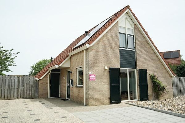 Buitenkant - Rustige kustbungalow in Breskens (1)