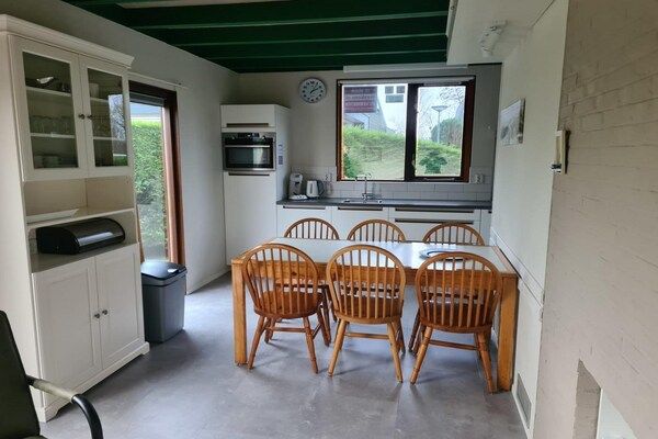 Eetkamer - Huis in Breskens bij stranden in Breskens (3)