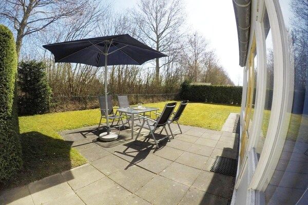 Terras - Vakantiehuis in Breskens bij het strand in Breskens (5)