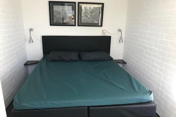 Slaapkamer - Knus Huis in Breskens bij de Zee in Breskens (4)