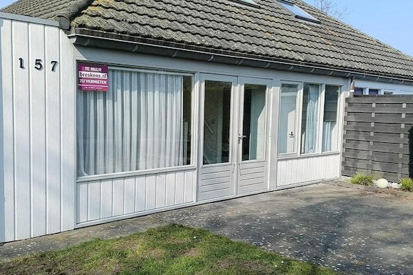Buitenkant - Gezellig comfortabel huisje in Breskens (1)
