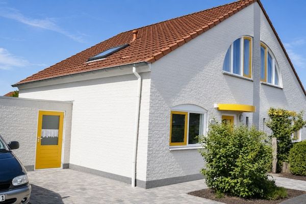 Buitenkant - Bungalow in Breskens bij Strand en Zwembad in Breskens (1)