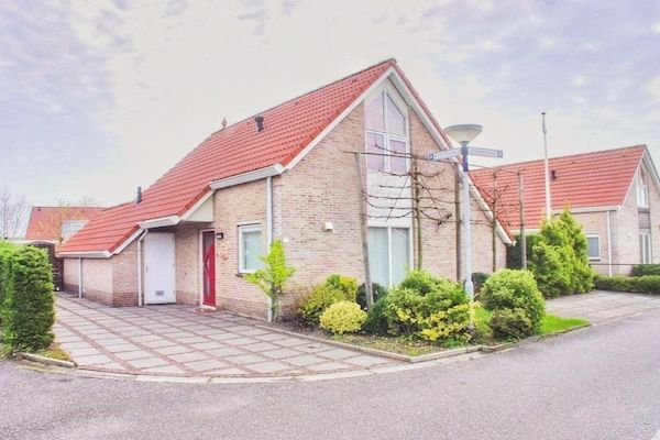 Buitenkant - Ruim verblijf vlakbij de zee in Breskens (1)