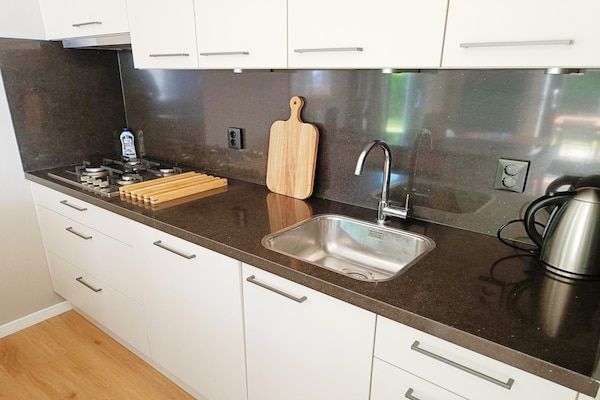 Keuken - Bungalow in Breskens bij de kust in Breskens (4)