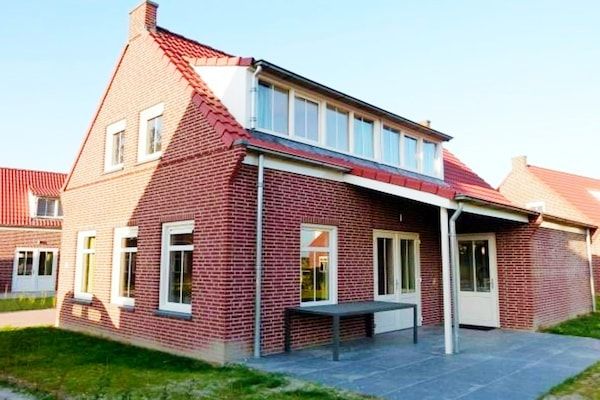 Buitenkant - Stranduitje Breskens in Breskens (1)