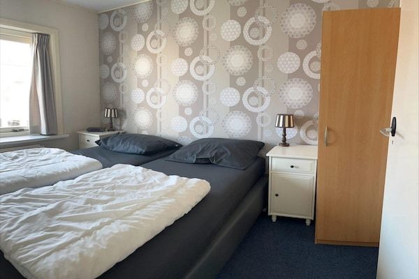 Slaapkamer - Historisch huisje met tuin in Breskens (4)