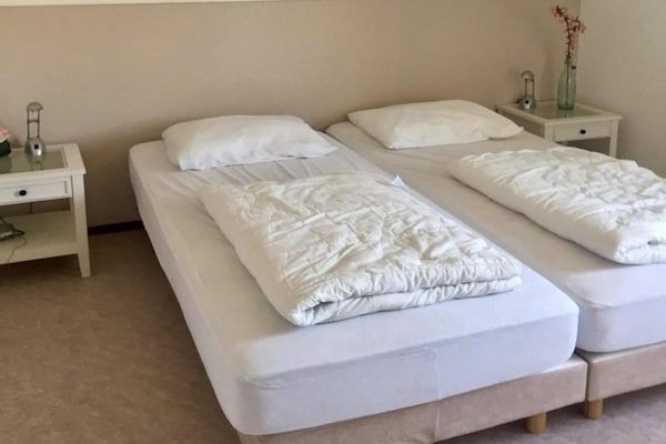 Slaapkamer - Huisdiervriendelijke kustvakantie in Breskens (4)