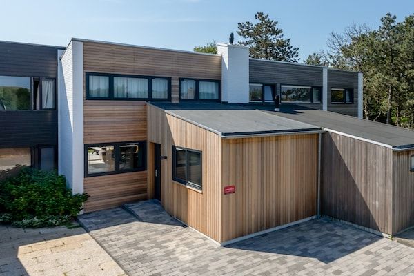Buitenkant - Vakantiehuis Nieuwvliet bij Strand & Duinen in Nieuwvliet-Bad (1)