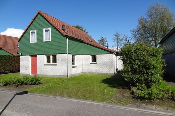 Buitenkant - Vakantiehuis in Zeeland bij de kust in Wemeldinge (1)