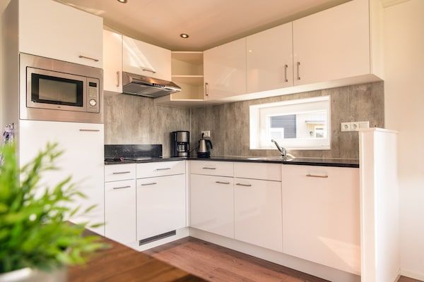 Keuken - Gezellig vakantiehuis met tuin in Slagharen (4)