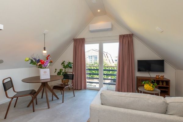 Woonkamer - Appartement in Kortgene bij Grevelingenmeer in kortgene (3)