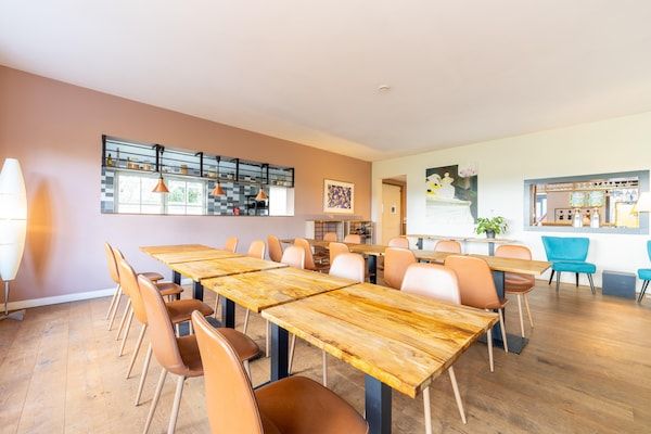 Eetkamer - Landhuis in Drenthe bij Bosroutes in Diever (2)