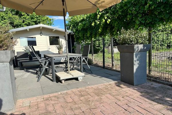 Terras - Vakantiehuis in Elim bij Slagharen Park in Elim (5)