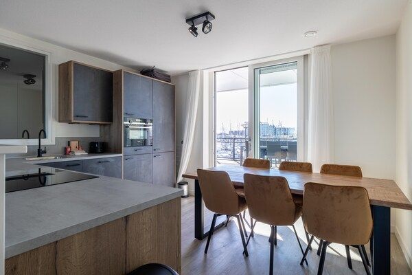 Keuken - Appartement Sint-Annaland bij Jachthaven in Sint-Annaland (4)
