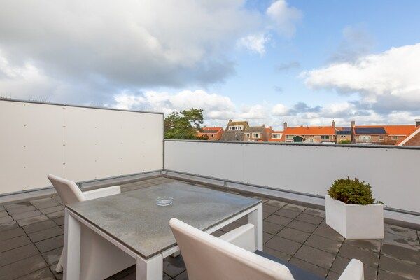 Terras - Vakantiehuis in Zoutelande bij het strand in Zoutelande (5)
