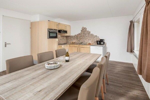 Untagged - Vakantiehuis met 2 slaapkamers in Vrouwenpolder (4)