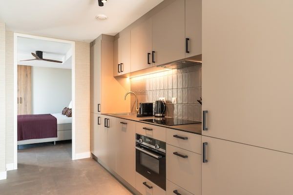 Keuken - 3-slaapkamer vakantiehuis in Den Haag in Den  Haag (3)