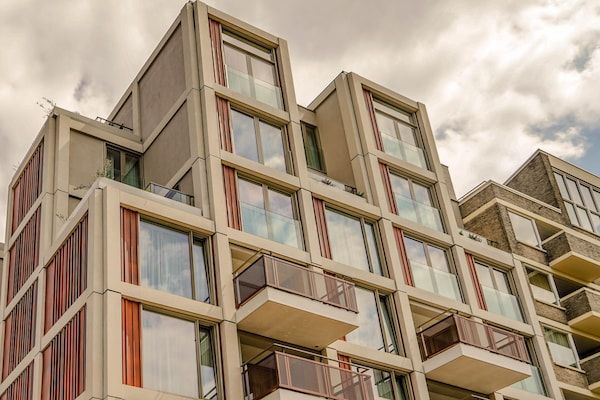 Buitenkant - Duurzaam Verblijf met Terras in Den Haag (1)