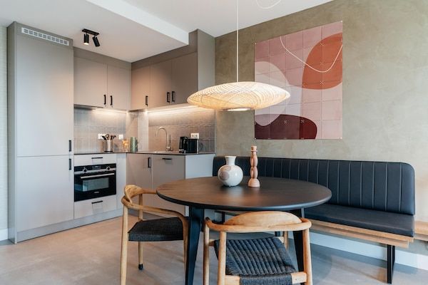 Eetkamer - 1 slaapkamer appartement in Den Haag in Den Haag (1)