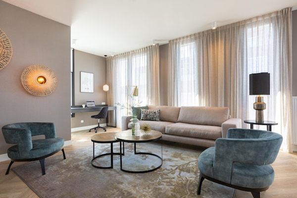 Woonkamer - Stijlvol penthouse met 2 slaapkamers. in Den Haag (2)