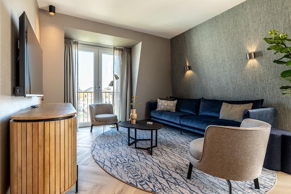 Woonkamer - Delft Escape met Rooftop en wifi in Delft (2)
