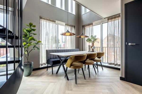 Eetkamer - Stijlvol Delfts Appartement in Delft (5)