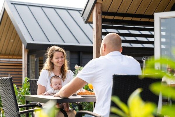 Terras - Vakantiehuis Bemelen bij Natuurgebied in Bemelen (5)