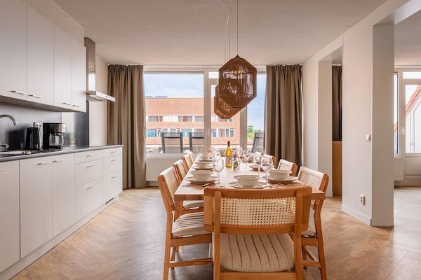 Eetkamer - Luxe vakantie voor 10 personen in Bruinisse (2)
