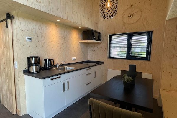 Keuken - Chalet voor 4 personen met terras in West-Graftdijk (3)