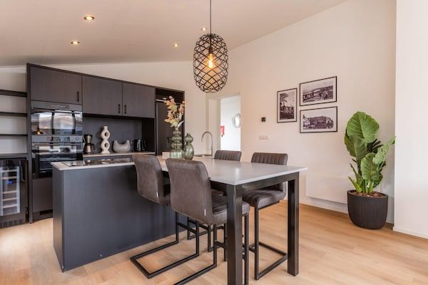 Eetkamer - Modern Belfeld Coastal Retreat voor 4 in Enkhuizen (3)