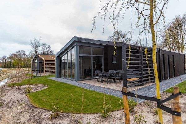 Buitenkant - Modern Belfeld Coastal Retreat voor 4 in Enkhuizen (1)