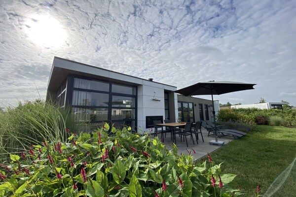 Untagged - “Waterlelie” met airconditioning in Olburgen (2)