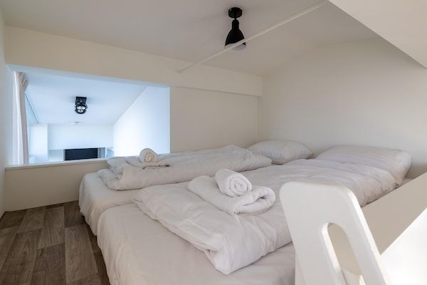 Slaapkamer - Penthouse in Sint-Annaland bij het Strand in Sint-Annaland (3)
