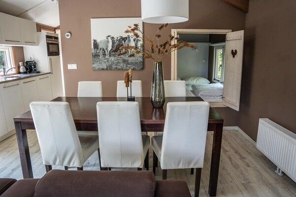 Eetkamer - Cottage in Veluwe bij Speulderbos in Ermelo (3)