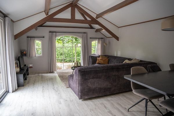 Woonkamer - Huisdieren Welkom: Boerderijen in de Veluwe in Ermelo (2)