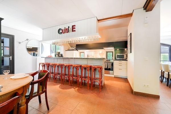 Keuken - Brabants Landhuis voor Groepen in Asten (4)