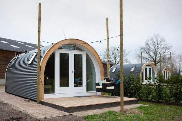 Buitenkant - Leuke Tiny Home gelegen naast een eigen in Oirschot (1)