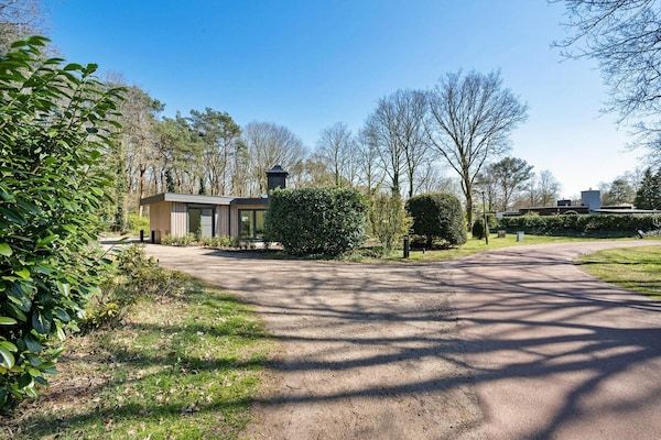 Buitenkant - Bungalow in Drenthe bij Bos en Meer in Erm (3)
