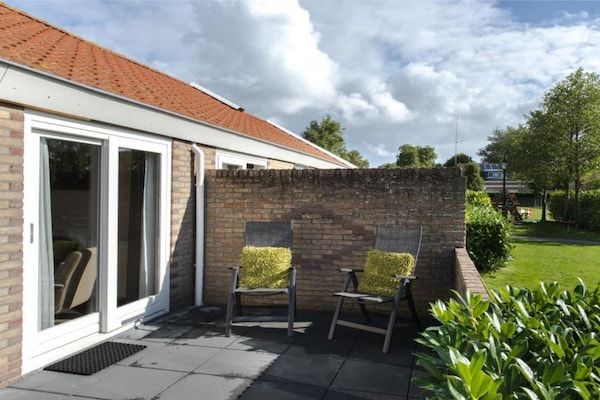 Untagged - Vakantiehuis in Nes met zwembad in Nes (1)