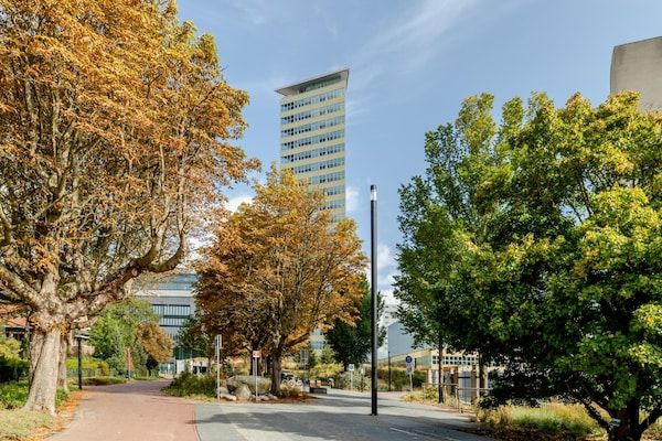 AreaSummer1KM - comfortabel appartement met panoramisch uitzicht in Den Haag (1)