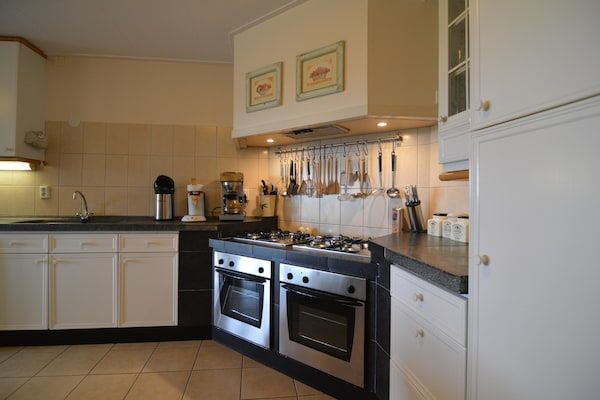 Keuken - Vakantiehuis in Noordbeemster met bubbelbad in Noordbeemster (4)