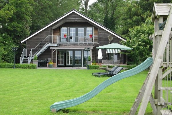 Buitenkant - Vakantiehuis in Noordbeemster met bubbelbad in Noordbeemster (1)