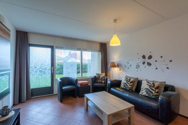 Woonkamer - Appartement aan het strand in Callantsoog in Callantsoog (1)