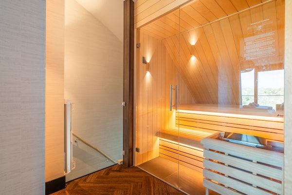 Voorzieningen - Luxe appartement met privésauna in Sint Maartenszee (4)